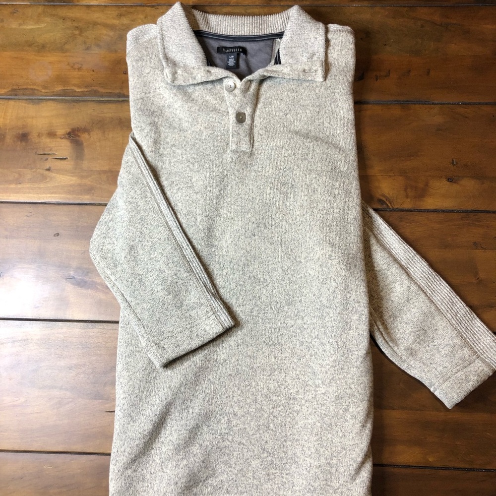 Van Heusen sweater